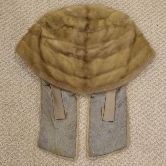 Vintage 1950s Mink Wrap - Picture 2 of 9